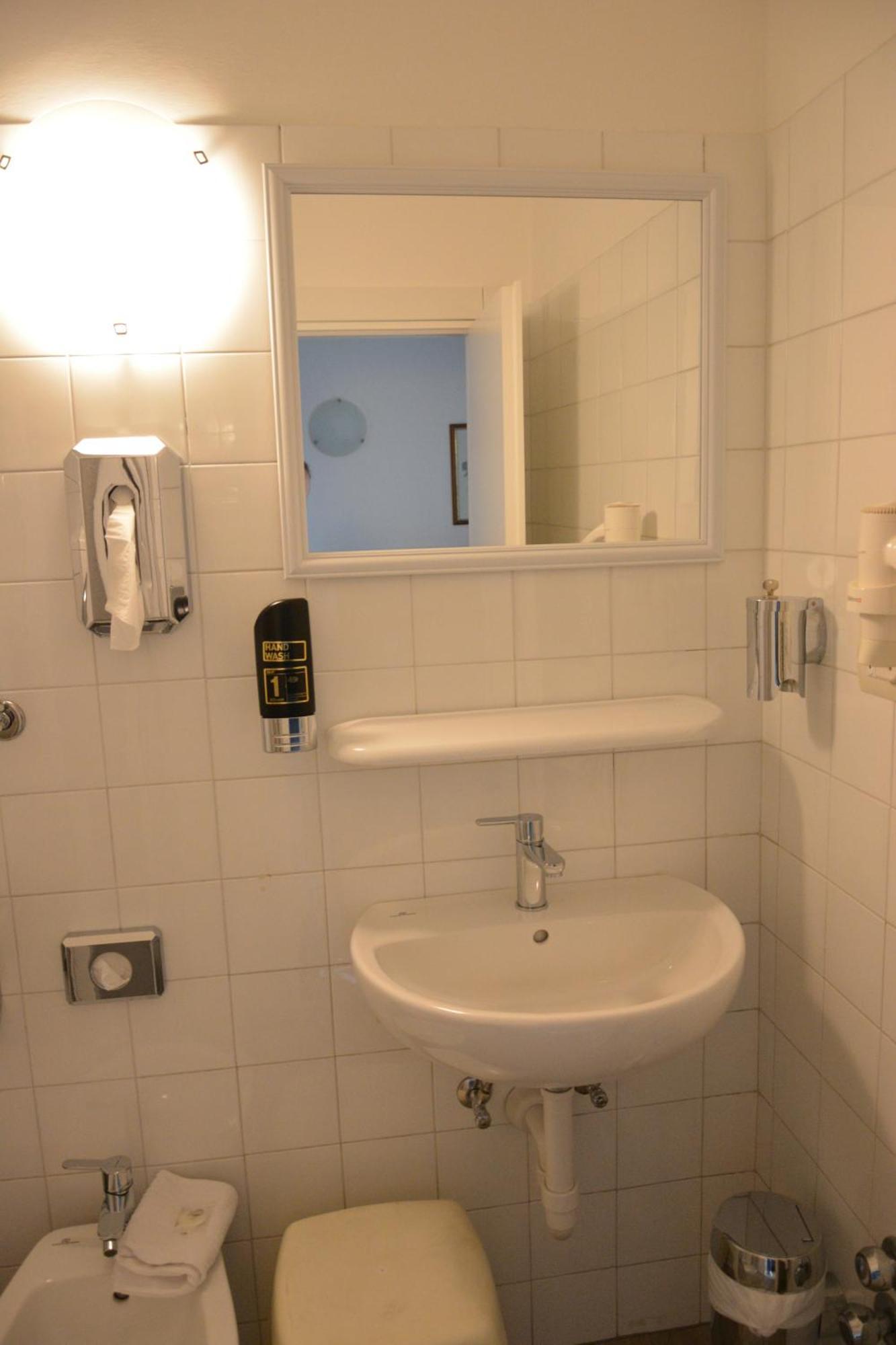 Hotel Primo Riva Zewnętrze zdjęcie
