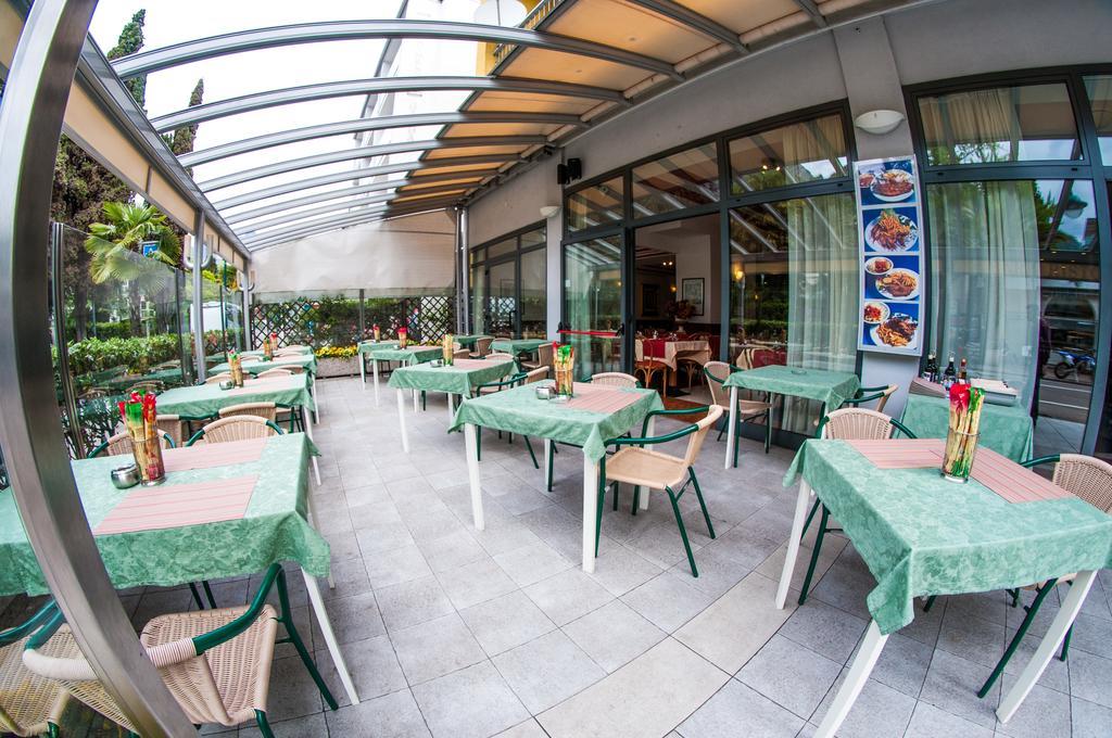 Hotel Primo Riva Zewnętrze zdjęcie
