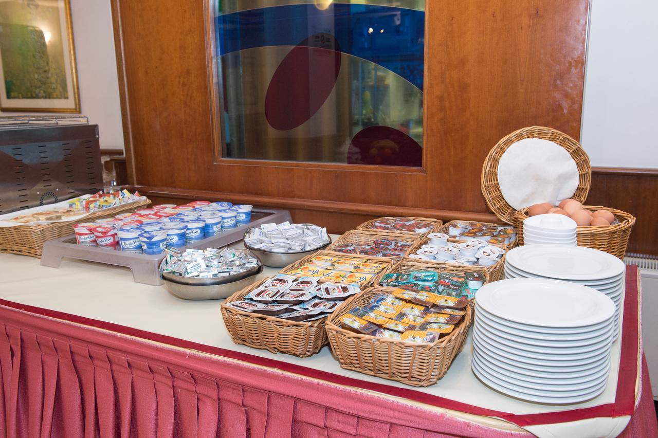 Hotel Primo Riva Zewnętrze zdjęcie