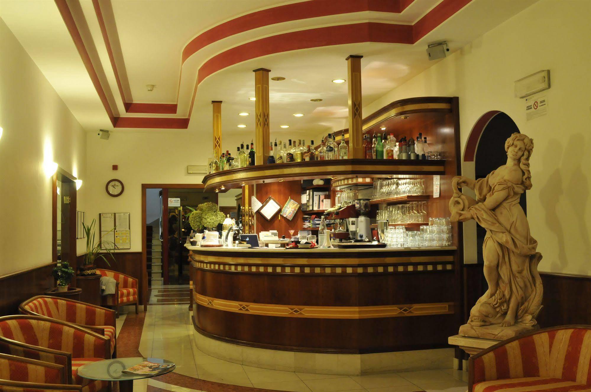 Hotel Primo Riva Zewnętrze zdjęcie